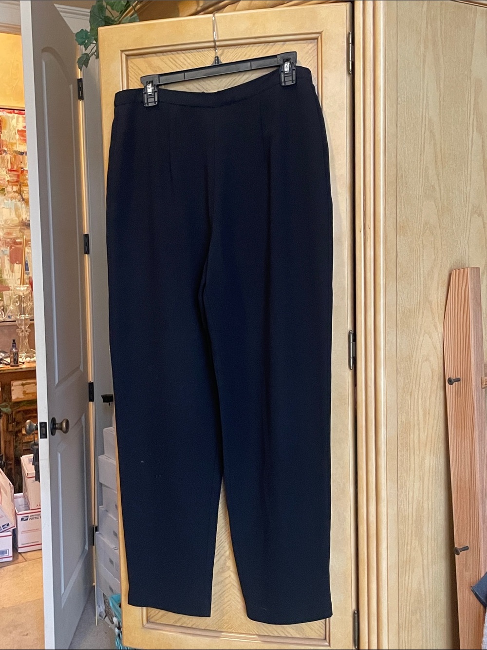 Amanda smith black trousers size 8